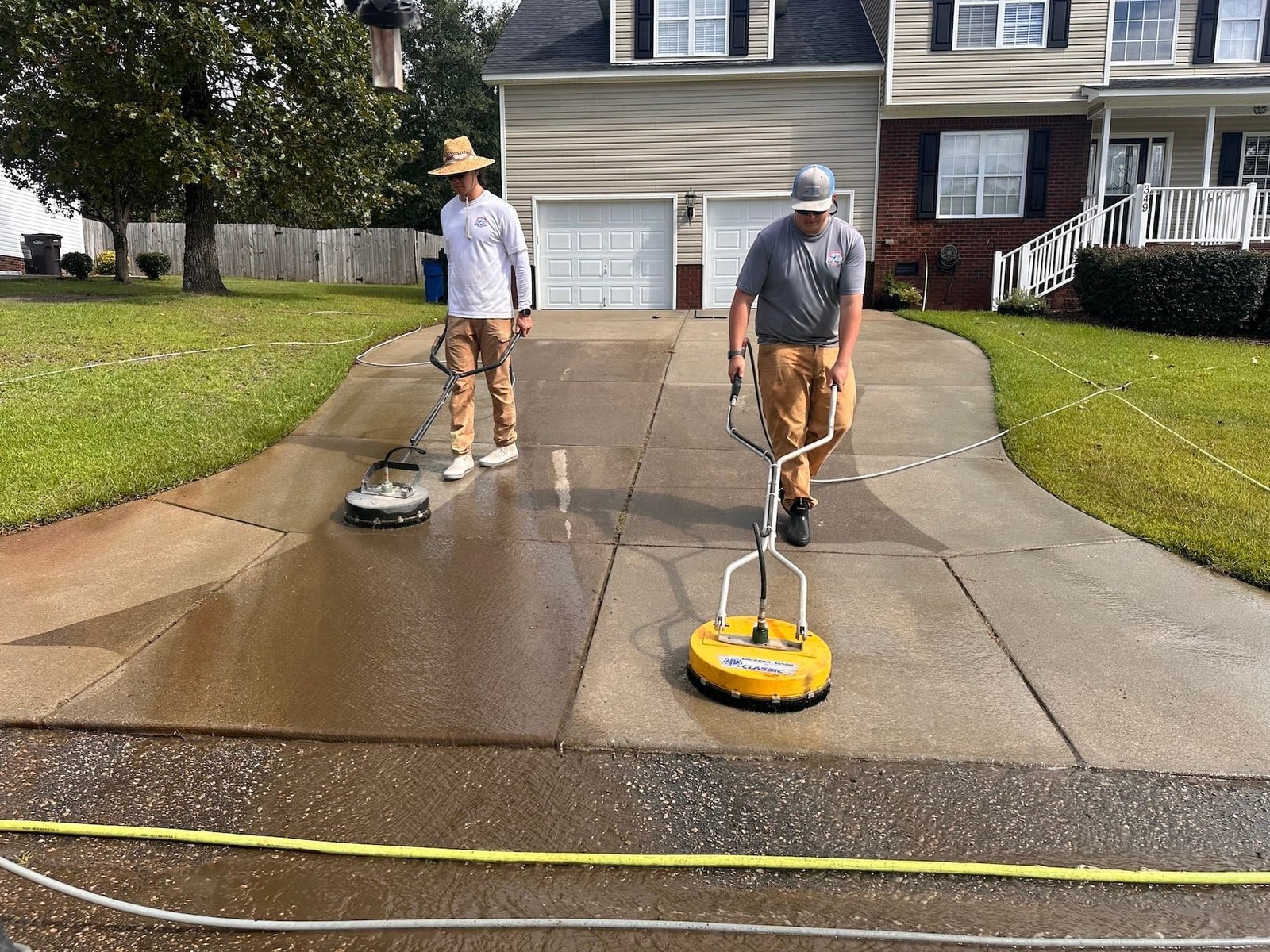 About - Sandhills-softwash.com Soft Wash Services Raleigh NC| Driveway Cleaning Sanford NC